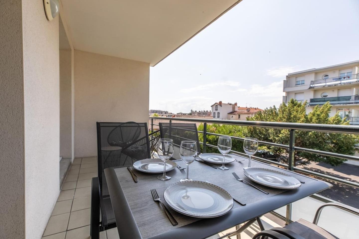 Le Clos Fleuri F3 Terrasse&garage Appartement